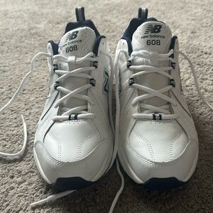 Men’s white New Balance 608 style shoes, size 11